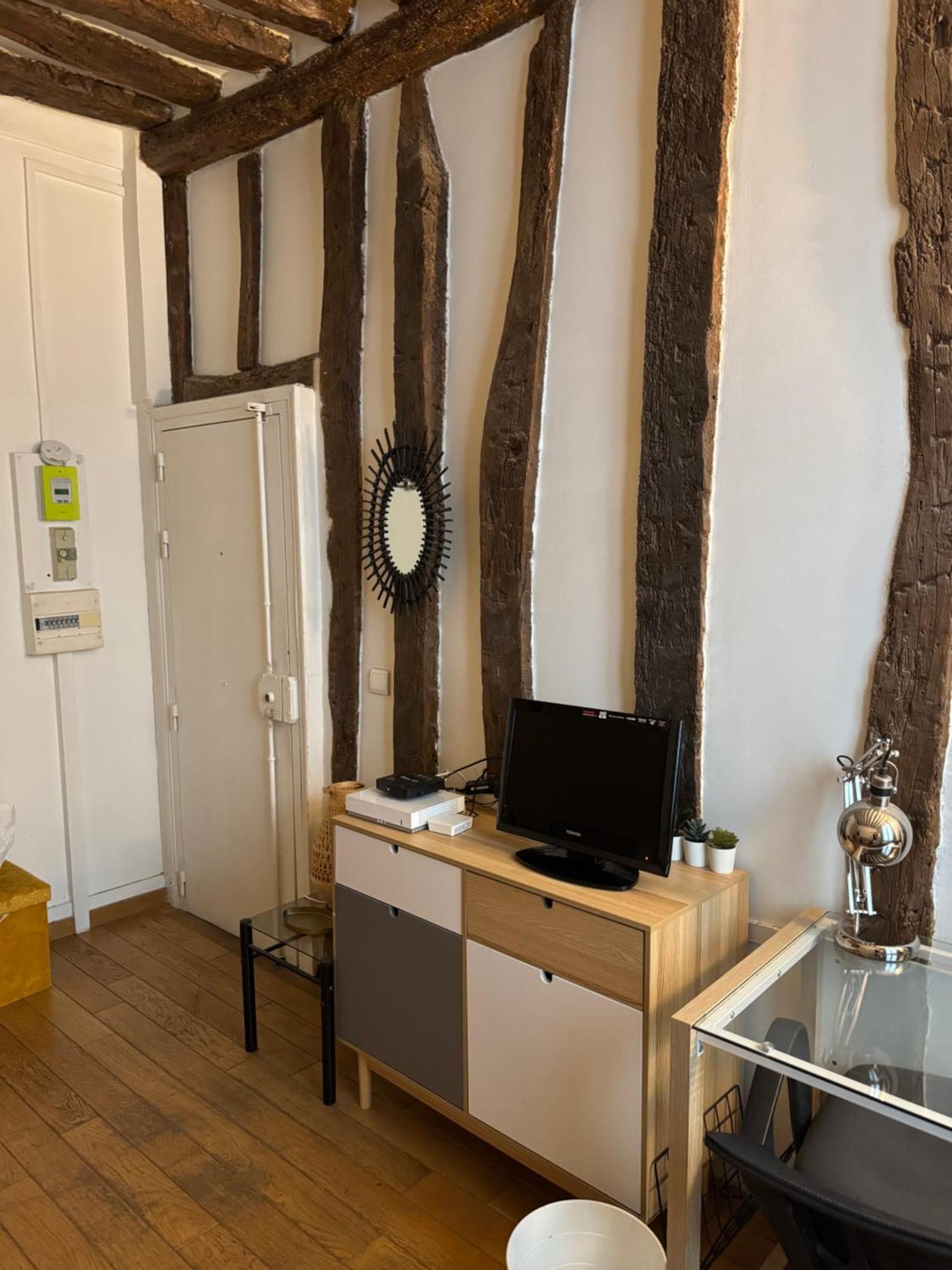 Appartement Cosy Au Coeur De Parijs